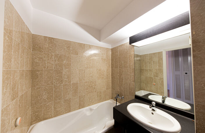 Appartement Mandelieu-la-napoule studio alcôve — photo 5