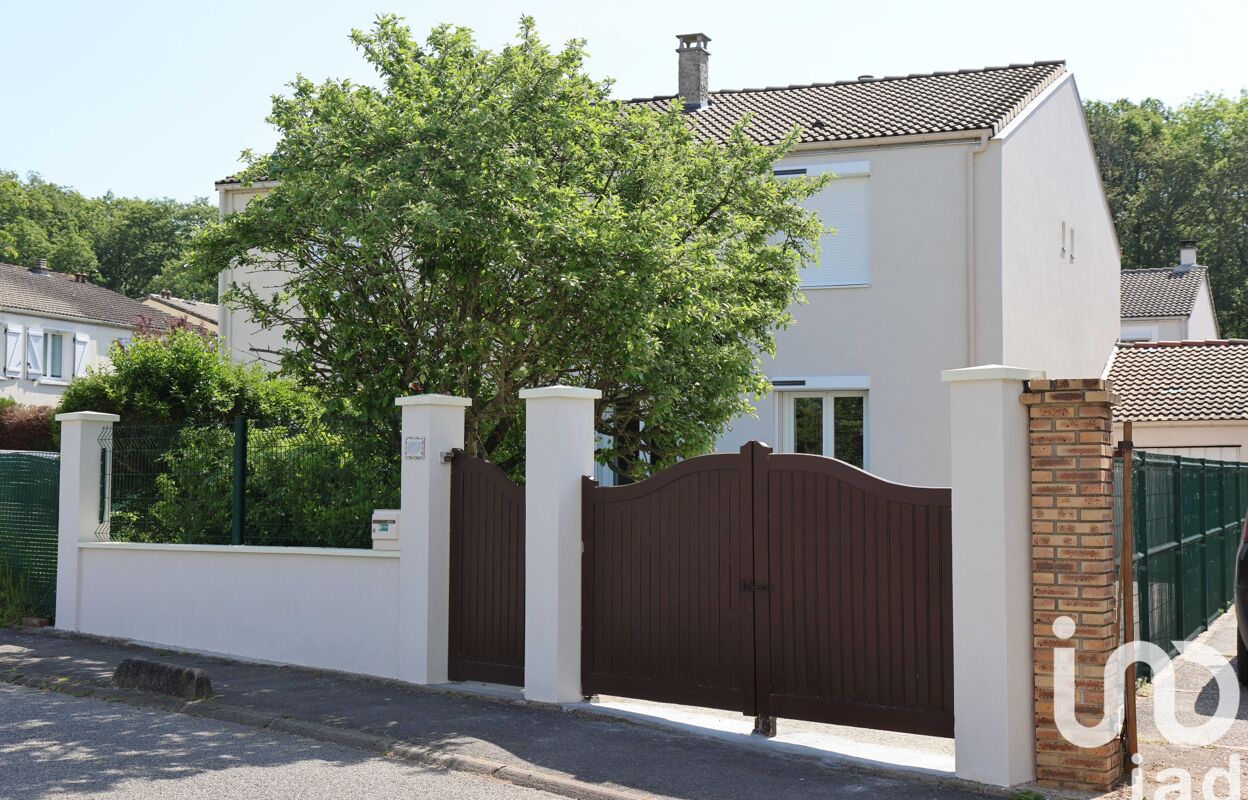 maison 6 pièces 110 m2 à vendre à Magny-les-Hameaux (78114)