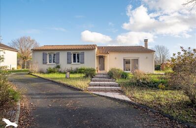 vente maison 254 000 € à proximité de Saint-Romain-de-Benet (17600)