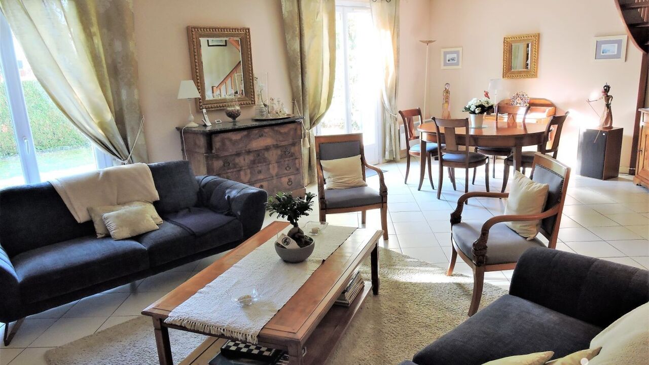 maison 6 pièces 125 m2 à vendre à Montigny-le-Bretonneux (78180)