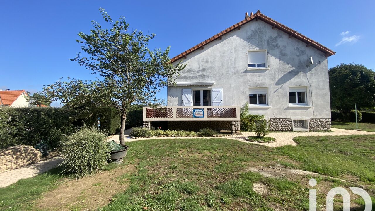 maison 6 pièces 157 m2 à vendre à Les Herbiers (85500)