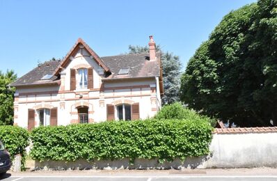 vente maison 268 000 € à proximité de Boulleret (18240)