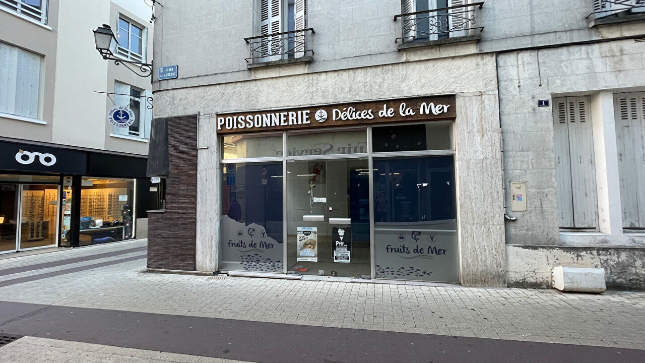 commerce  pièces 82 m2 à louer à Châtellerault (86100)