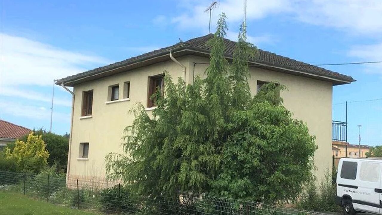 maison 4 pièces 113 m2 à Montrevel-en-Bresse (01340)