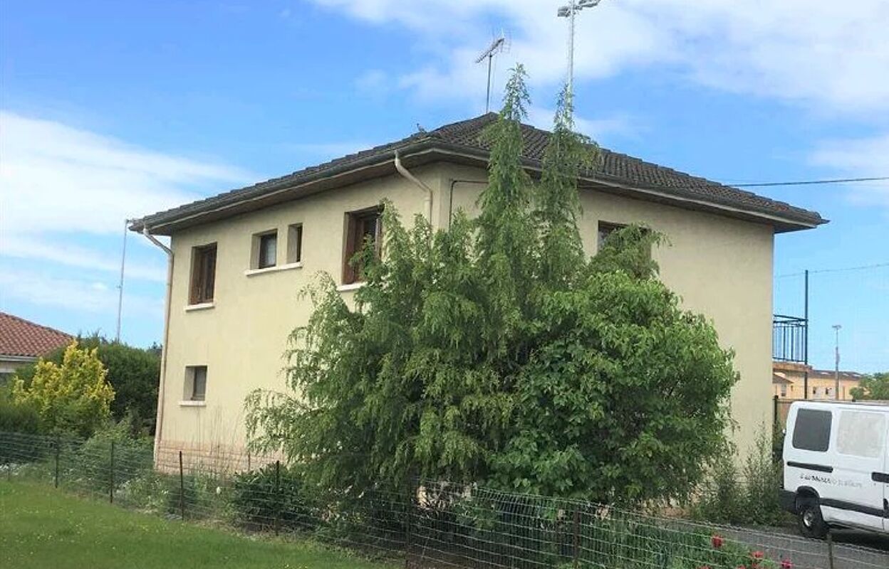 maison 4 pièces 113 m2 à Montrevel-en-Bresse (01340)