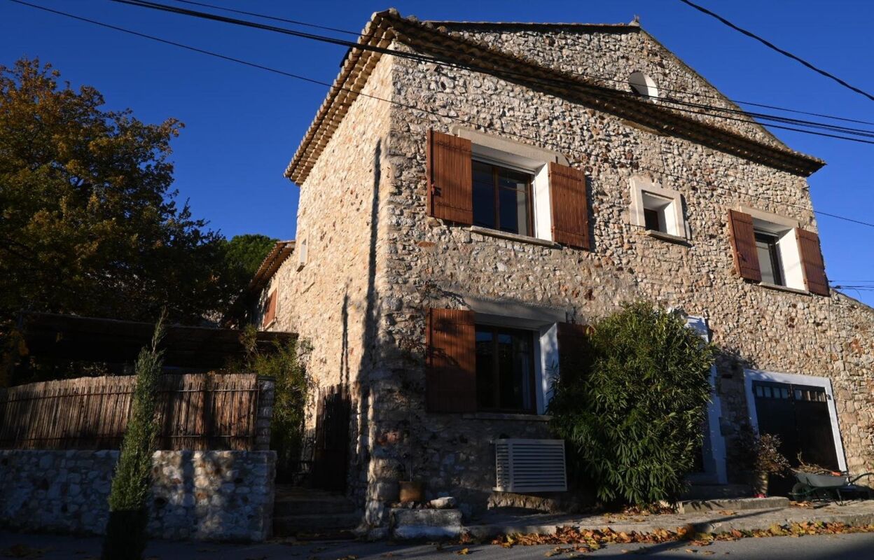 maison 6 pièces 200 m2 à vendre à Roussillon (84220)
