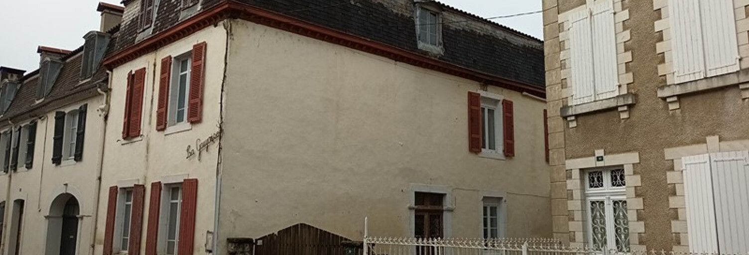 Maison 8 Pièces 207 m² à vendre à Sauveterre-de-Béarn (64390)