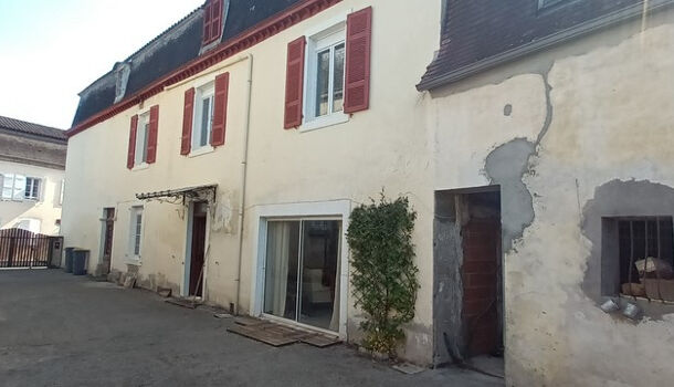 Villa / Maison 8 pièces  à vendre Sauveterre-de-Béarn 64390
