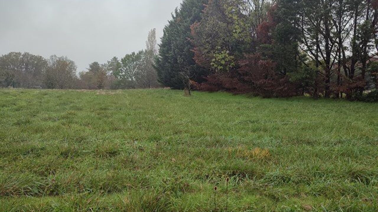 terrain  pièces 1680 m2 à vendre à Monclar-de-Quercy (82230)