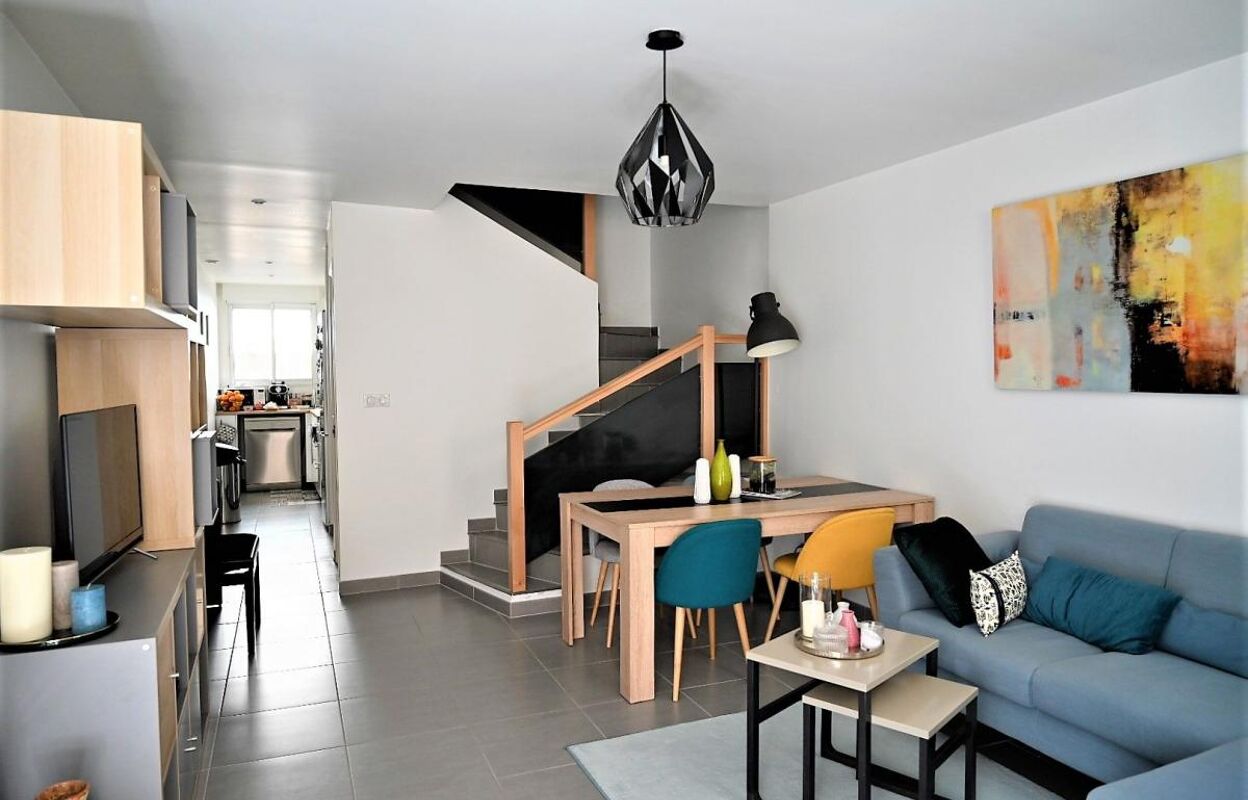 maison 3 pièces 71 m2 à vendre à Oraison (04700)