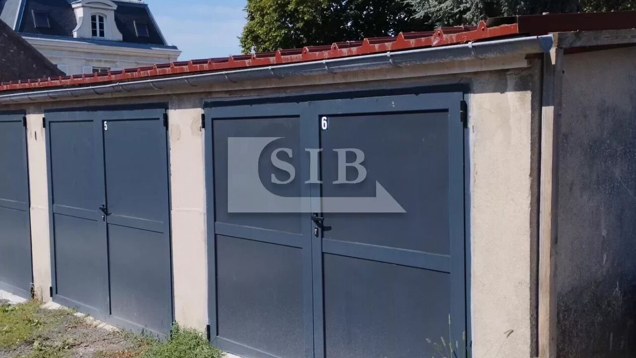 garage  pièces 12 m2 à louer à Champlan (91160)