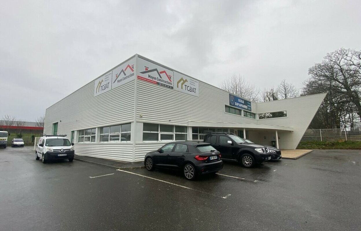 bureau  pièces 370 m2 à louer à Lorient (56100)