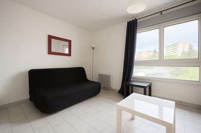 Appartement 20 pièces 59000 €