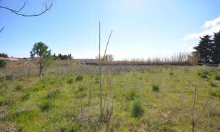 Terrain  653 m² à vendre à Saint-Hilaire-d'Ozilhan (30210)