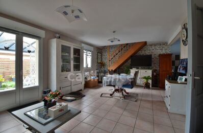 vente maison 209 400 € à proximité de Remaucourt (08220)