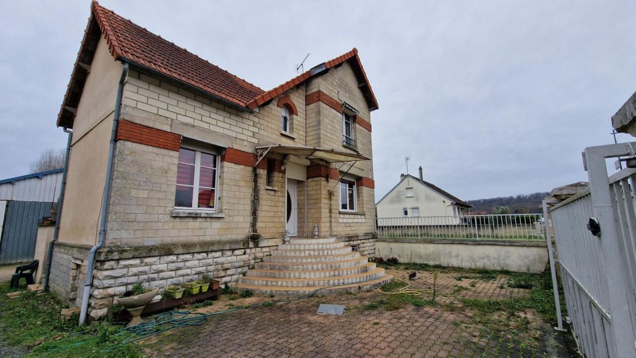 maison 6 pièces 104 m2 à vendre à Soissons (02200)