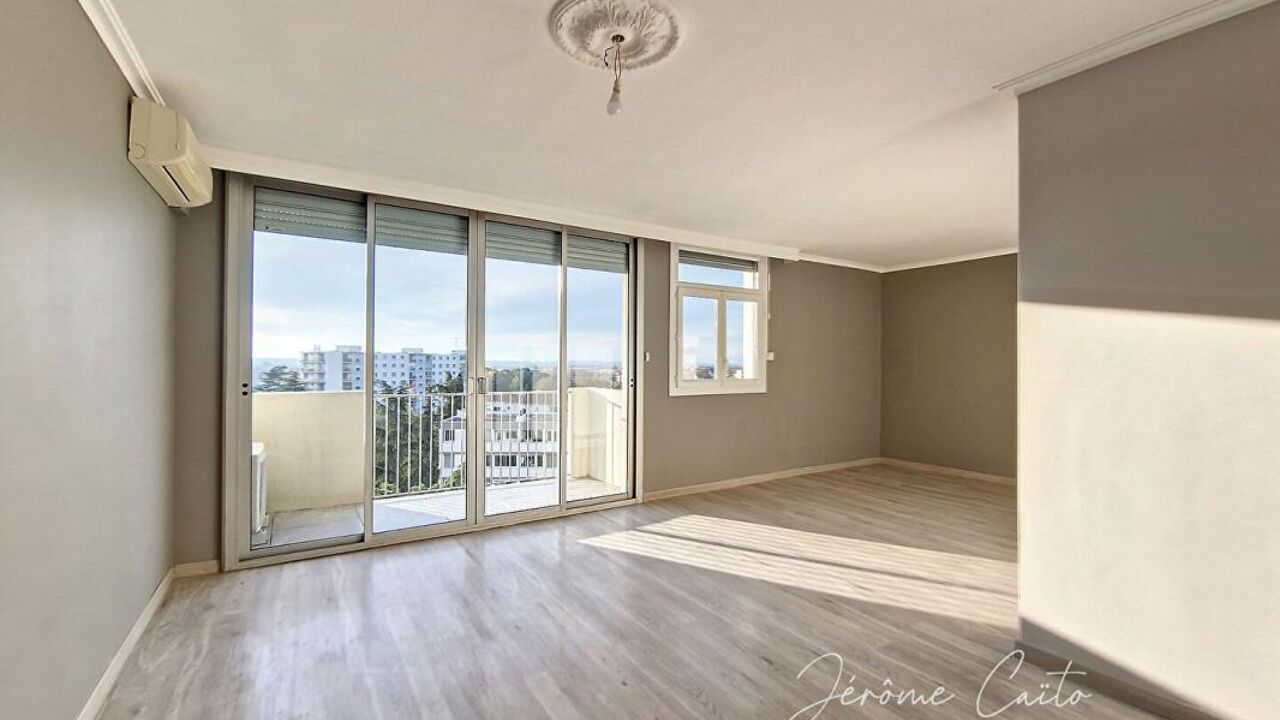 appartement 4 pièces 81 m2 à vendre à Nîmes (30000)