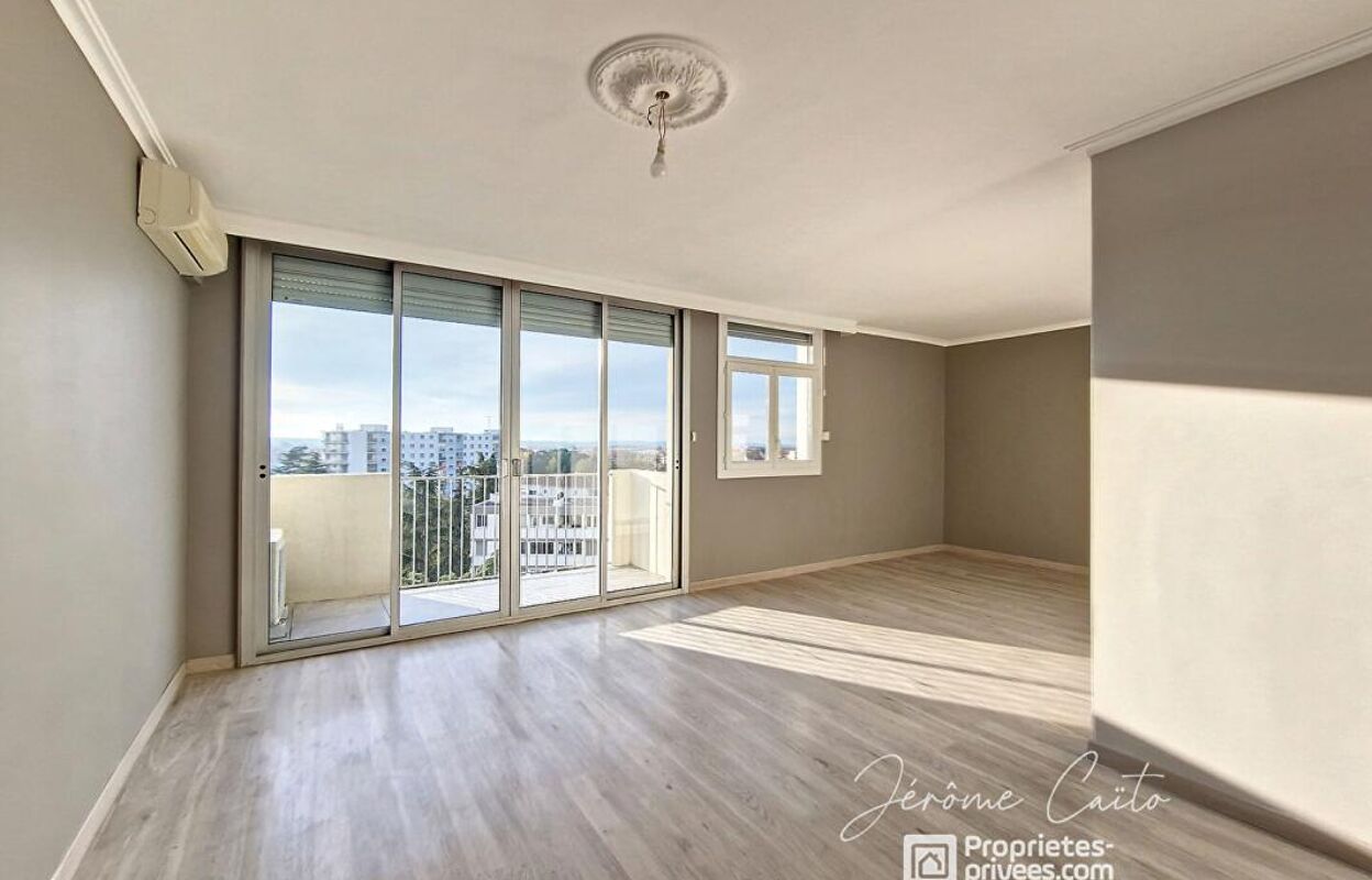 appartement 4 pièces 81 m2 à vendre à Nîmes (30000)