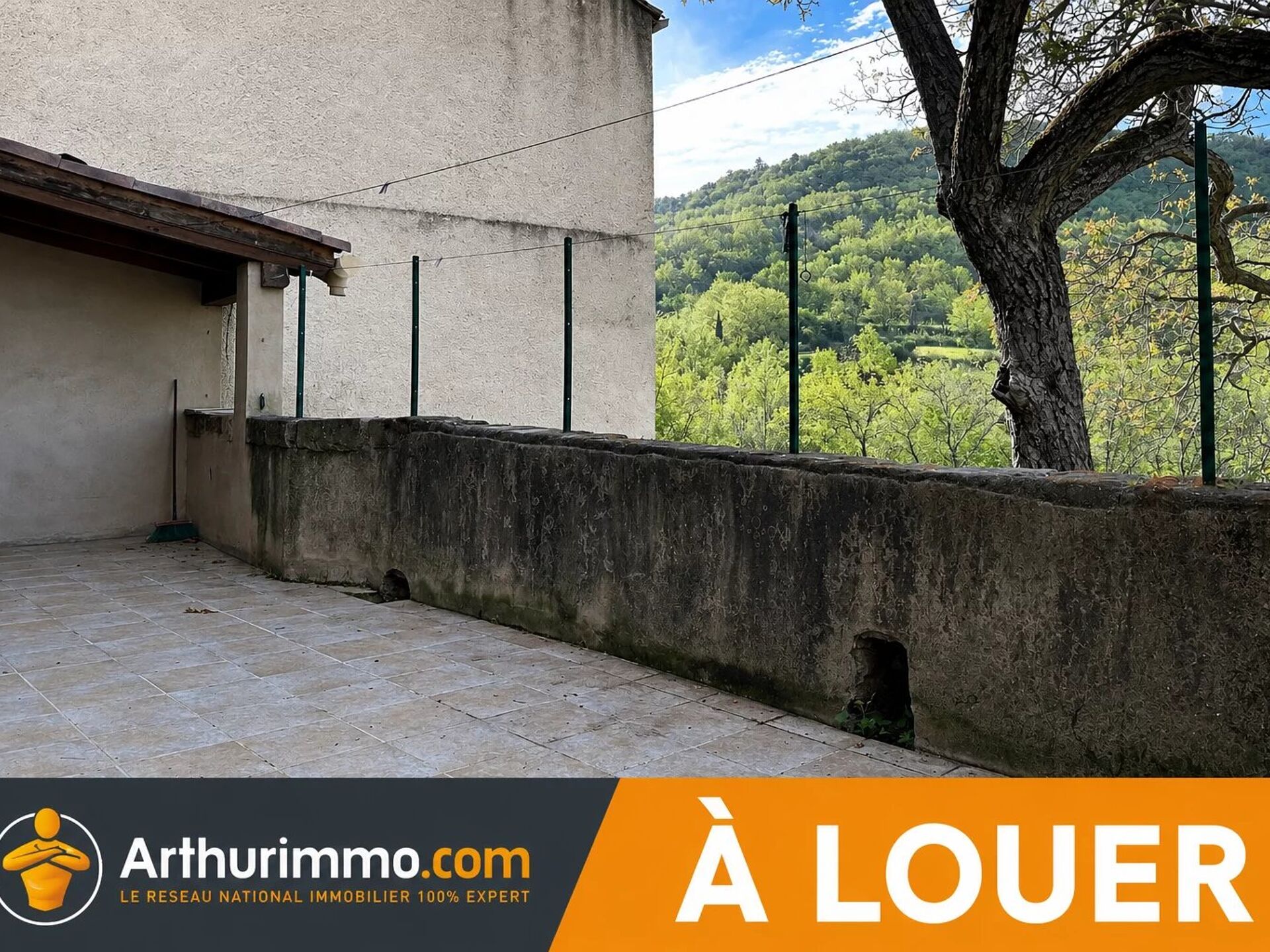 Appartement 3 pièces 81 m² · à Fozières · 81 m² · 656 €/mois