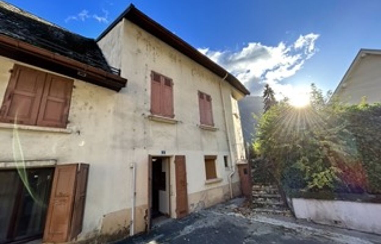 maison 6 pièces 137 m2 à vendre à Livet-Et-Gavet (38220)
