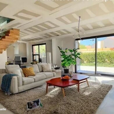 Maison 5 pièces 299000 €