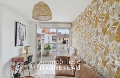 location appartement 895 € CC /mois à proximité de Décines-Charpieu (69150)
