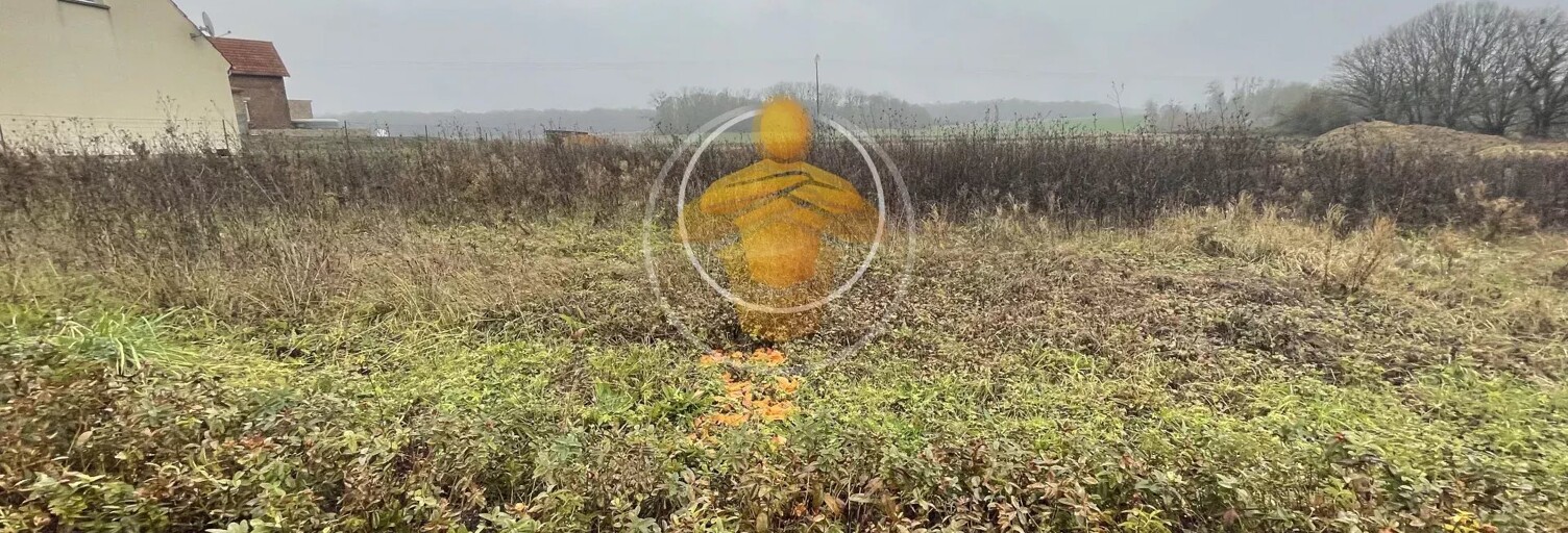 Terrain  1013 m² à vendre à Servais (02700)