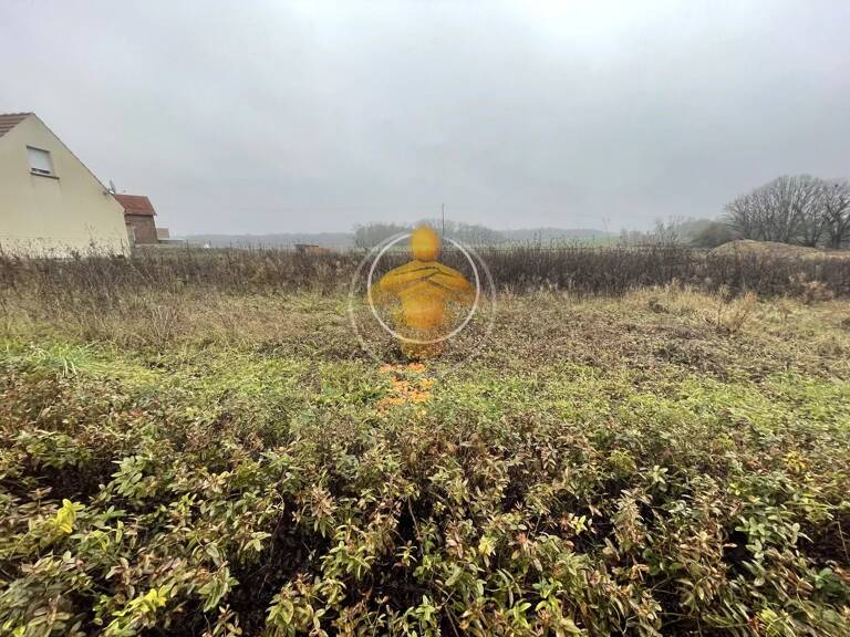 Terrain à SERVAIS — photo 1