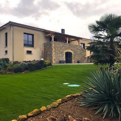 Maison 7 pièces 929249 €