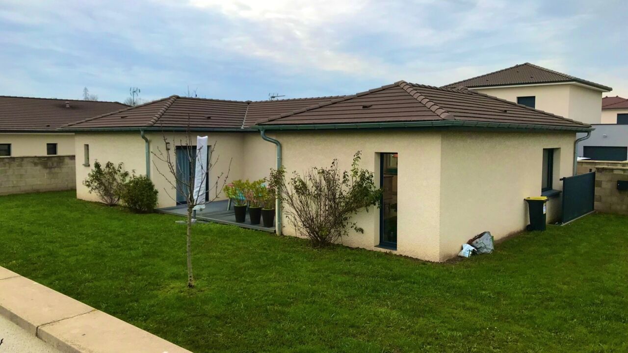 maison 5 pièces 119 m2 à vendre à Bourg-en-Bresse (01000)