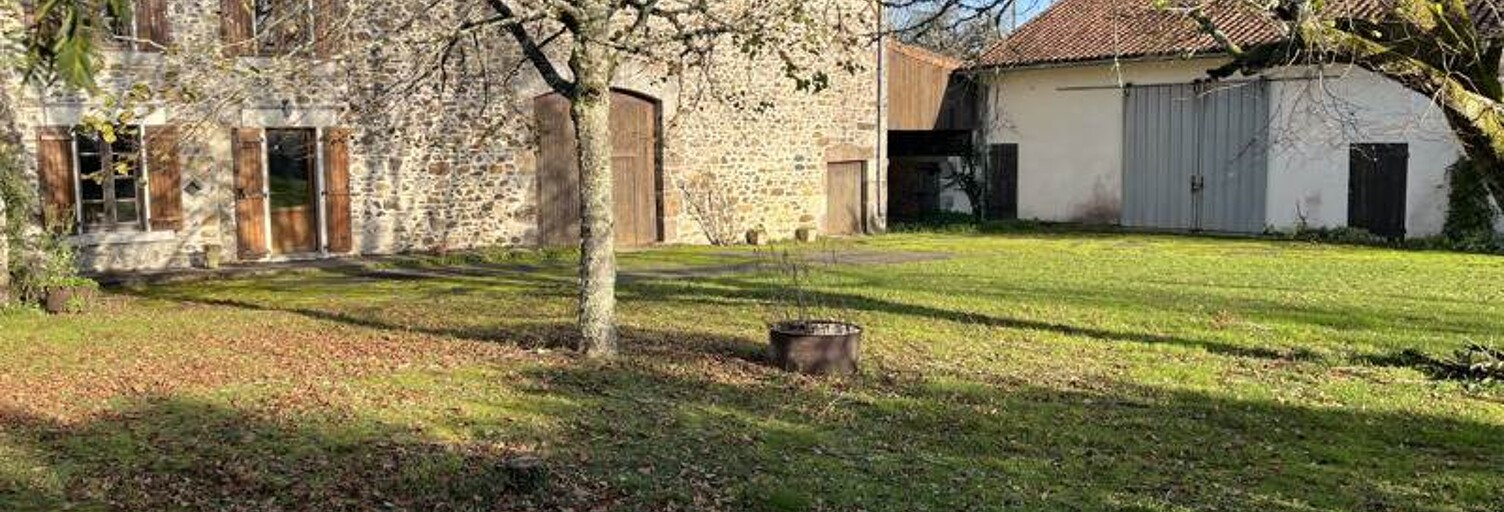 Maison 4 Pièces 120 m² à vendre à Écuras (16220)