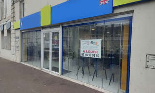 Commerce 3 Pièces 145 m² à louer à Saintes (17100)