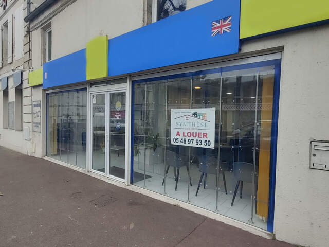 Commerce 3 pièces 145 m² à Saintes — photo du bien
