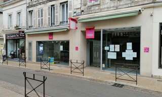 Commerce  230 m² à louer à Auxerre (89000)