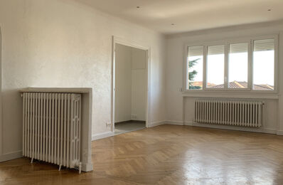 location appartement 1 100 € CC /mois à proximité de Ternay (69360)