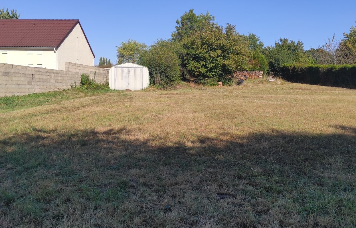 terrain  pièces 933 m2 à vendre à Cessoy-en-Montois (77520)