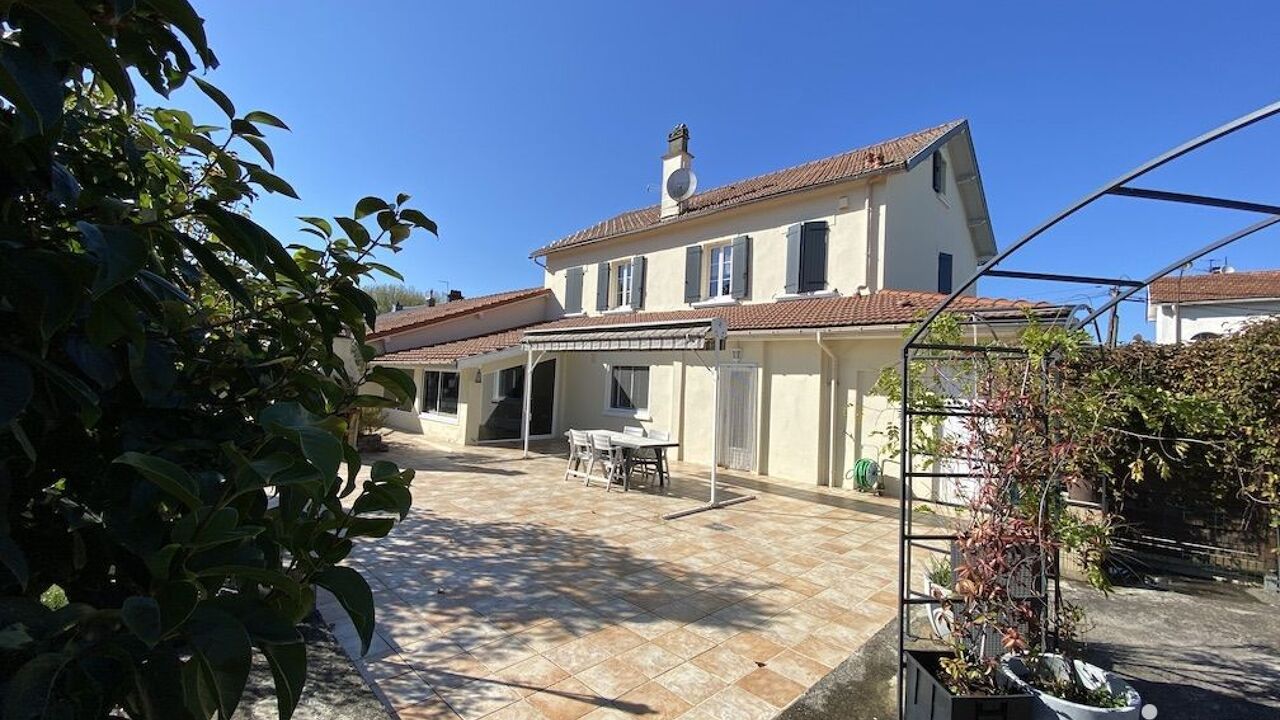 maison 7 pièces 240 m2 à vendre à La Barthe-de-Neste (65250)