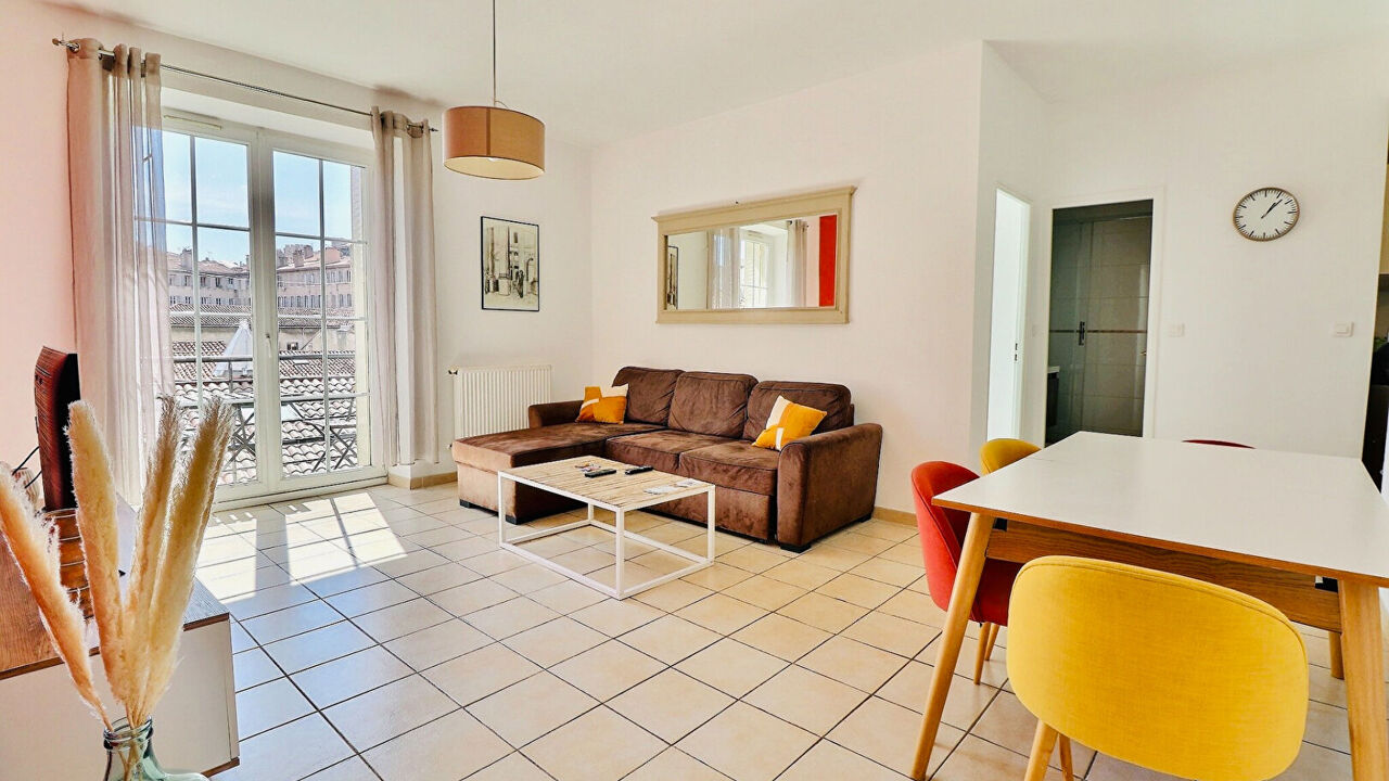 appartement 2 pièces 45 m2 à vendre à Marseille 6 (13006)