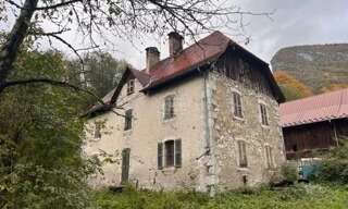 Maison 11 Pièces 405 m² à vendre à Magland (74300)