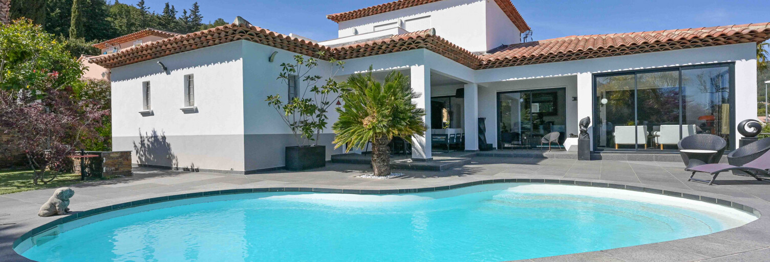 Maison 5 Pièces 170 m² à vendre à Sanary-sur-Mer (83110)
