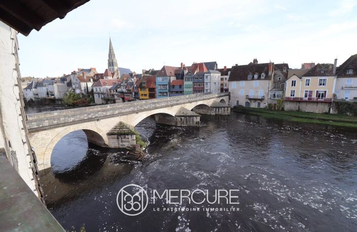 IMMEUBLE AVEC VUE SUR LA RIVIERE — photo 4