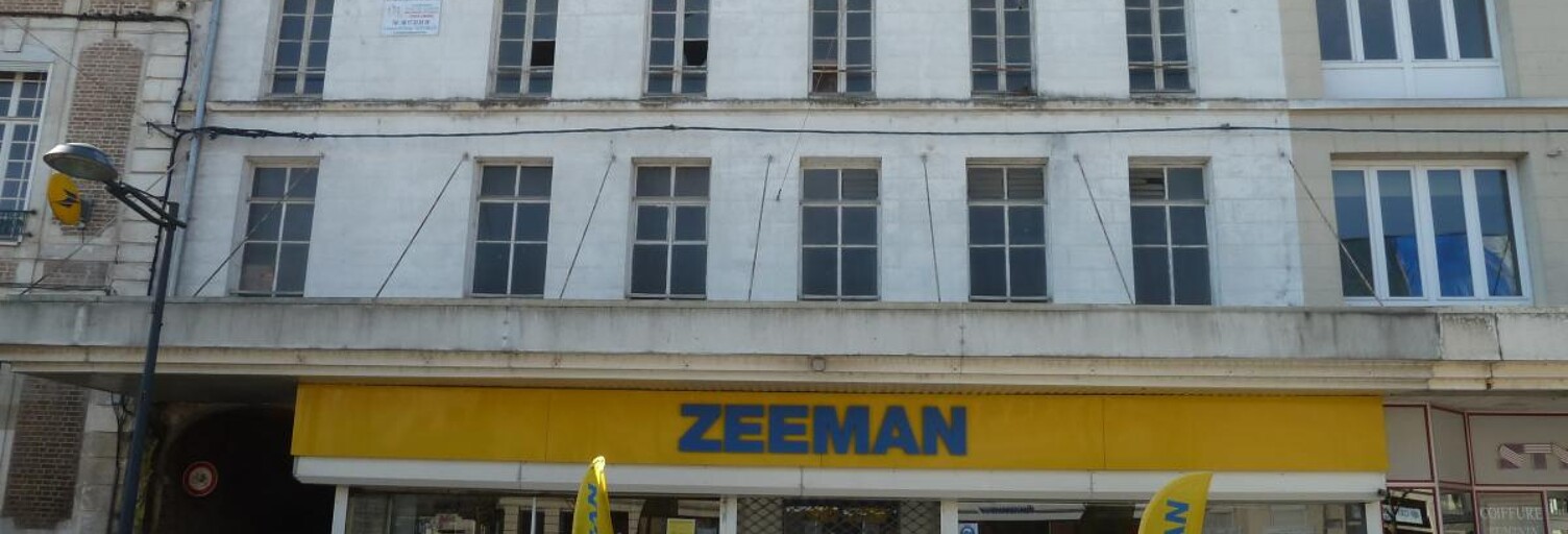 Immeuble  1607 m² à vendre à Guise (02120)