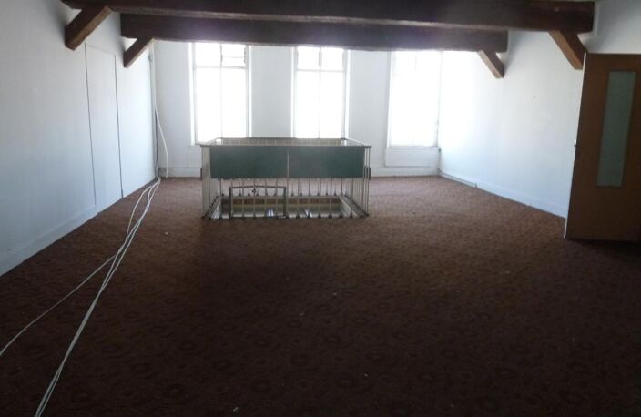Immeuble à vendre à GUISE — photo 4