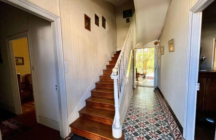 CASTRES : maison 7 pièces (185 m²) en vente — photo 2