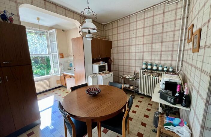 CASTRES : maison 7 pièces (185 m²) en vente — photo 4