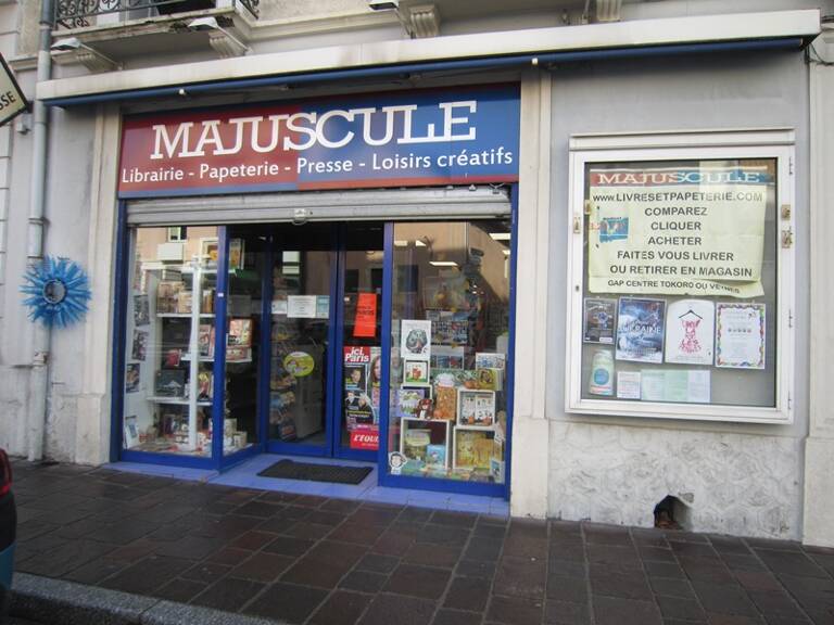 EXCLUSIVITÉ ! Fonds de commerce de 98m² - 2 caves - Terrasse — photo 1