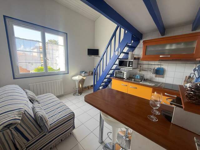 APPARTEMENT EN DUPLEX - 400M PLAGE DE VALLIERES - PARKING PRIVE — photo du bien