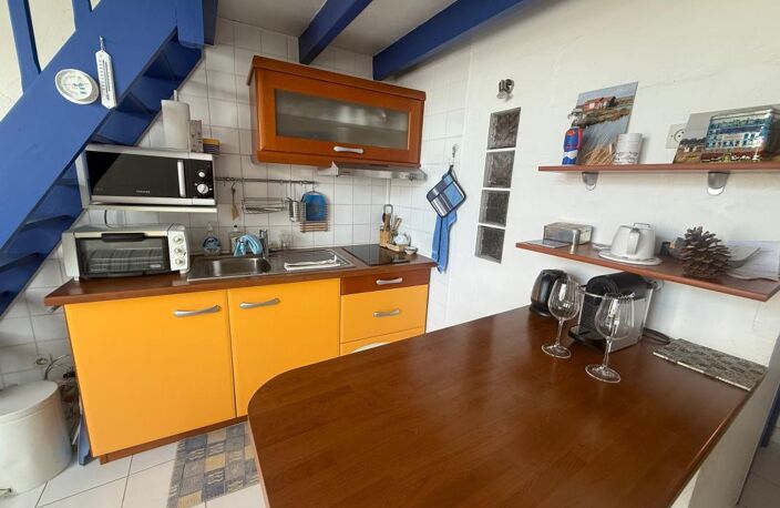 APPARTEMENT EN DUPLEX - 400M PLAGE DE VALLIERES - PARKING PRIVE — photo 3