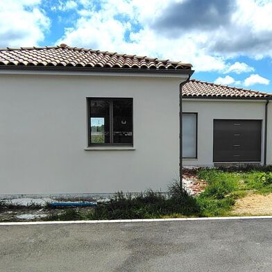 Maison 4 pièces 389650 €