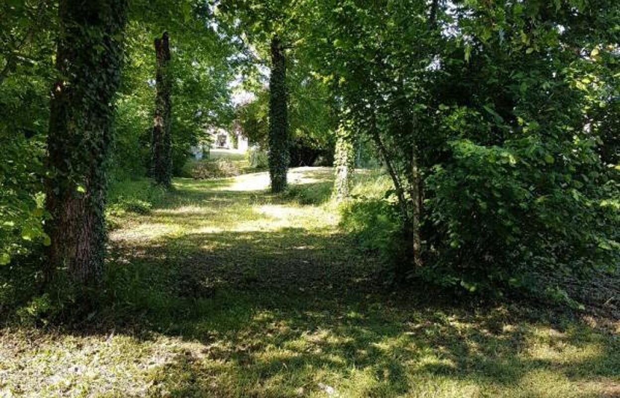 terrain  pièces 830 m2 à vendre à Saujon (17600)